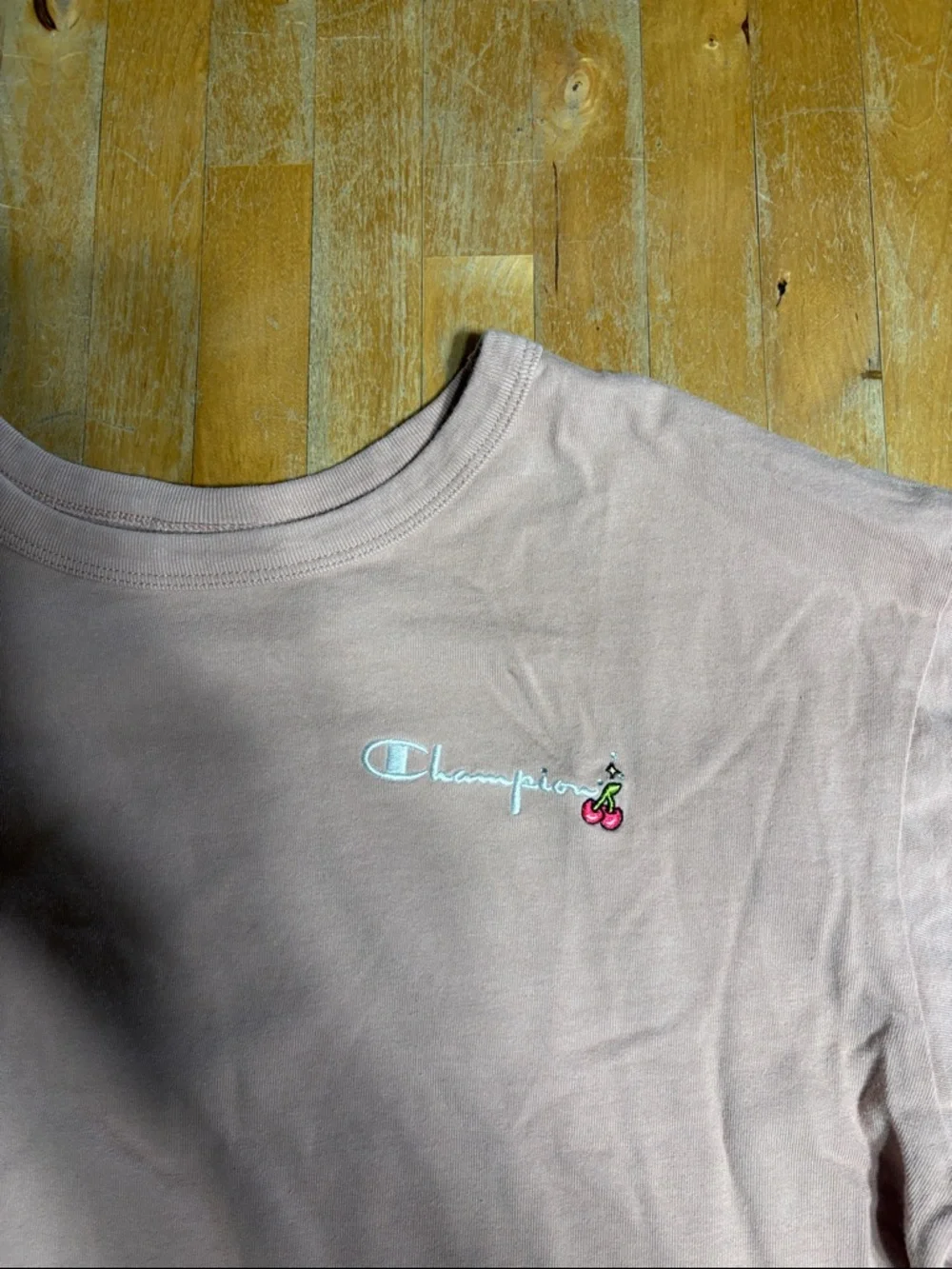 Champion X KNC Beauty cropped Tshirt - Picture 2 of 8